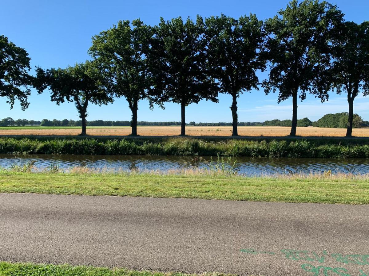 Vakantiehuis De Turfvaart Wachtum 外观 照片